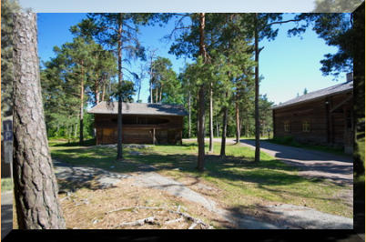 Holzhäuser im Seurasaari Park
