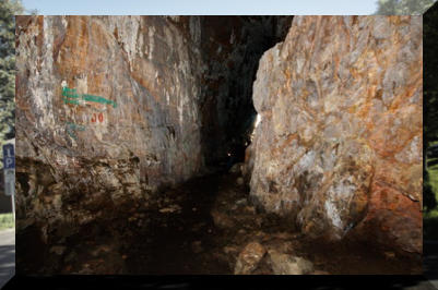 Eingang zur Grotte